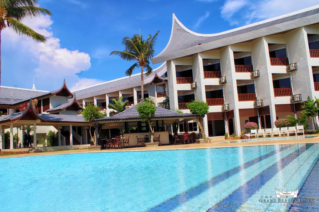 The Grand Beach Resort Port Dickson Exterior photo